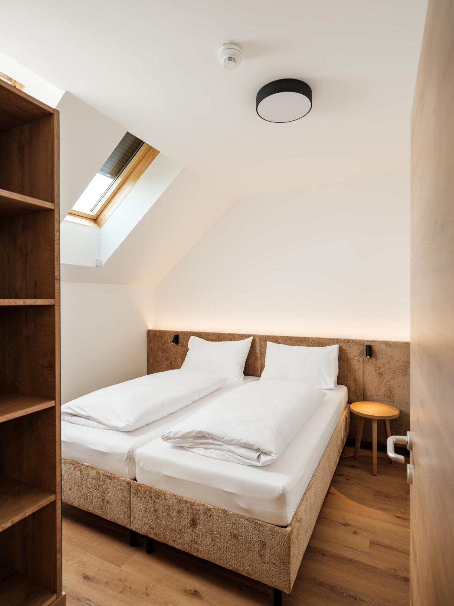 פויסדורף Hotel Neustifter מראה חיצוני תמונה