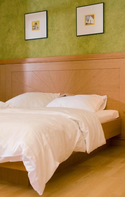 פויסדורף Hotel Neustifter חדר תמונה